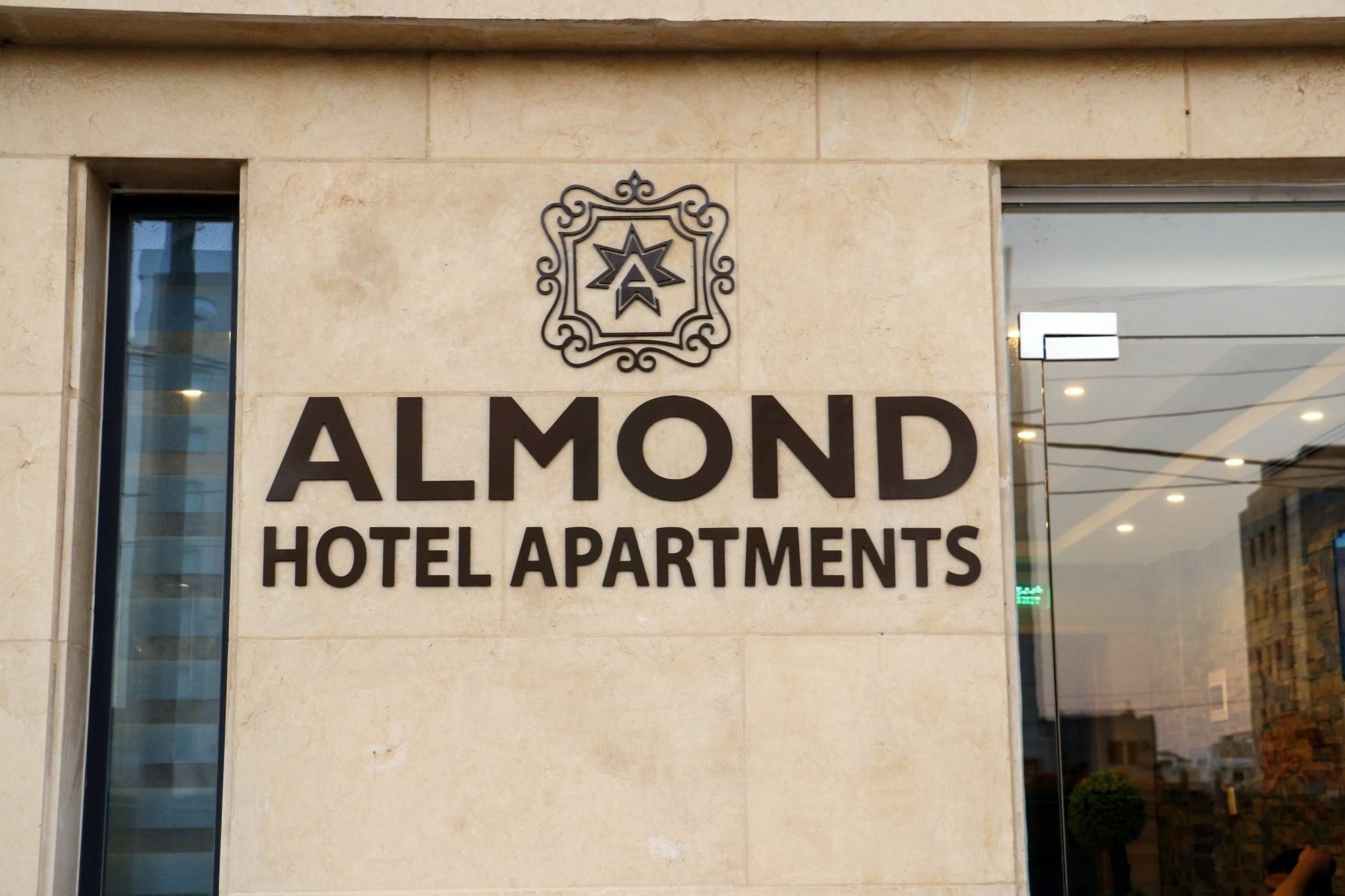 Almond Hotel Apartments Amã Exterior foto